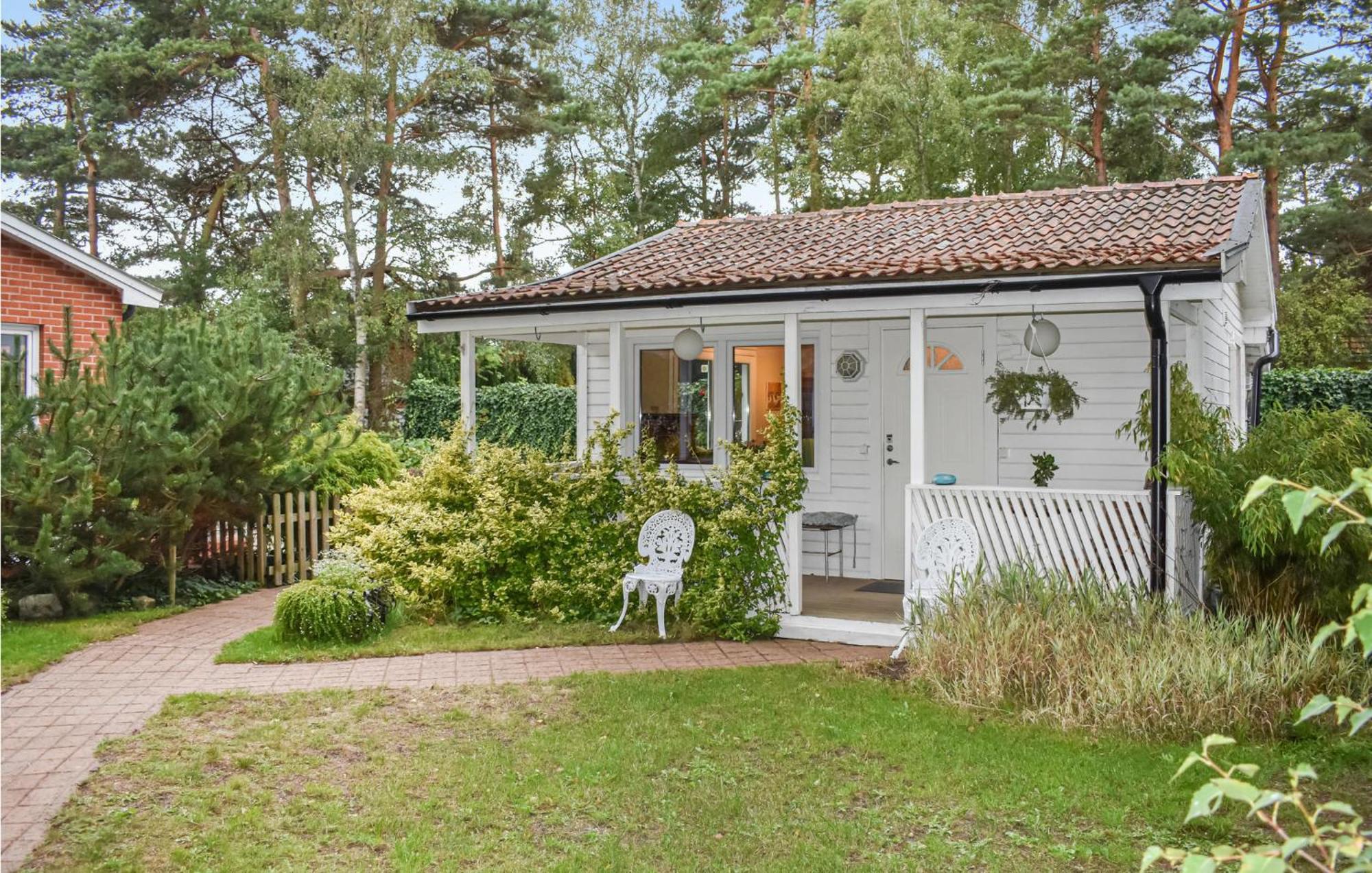 1 Bedroom Amazing Home In Hoellviken المظهر الخارجي الصورة