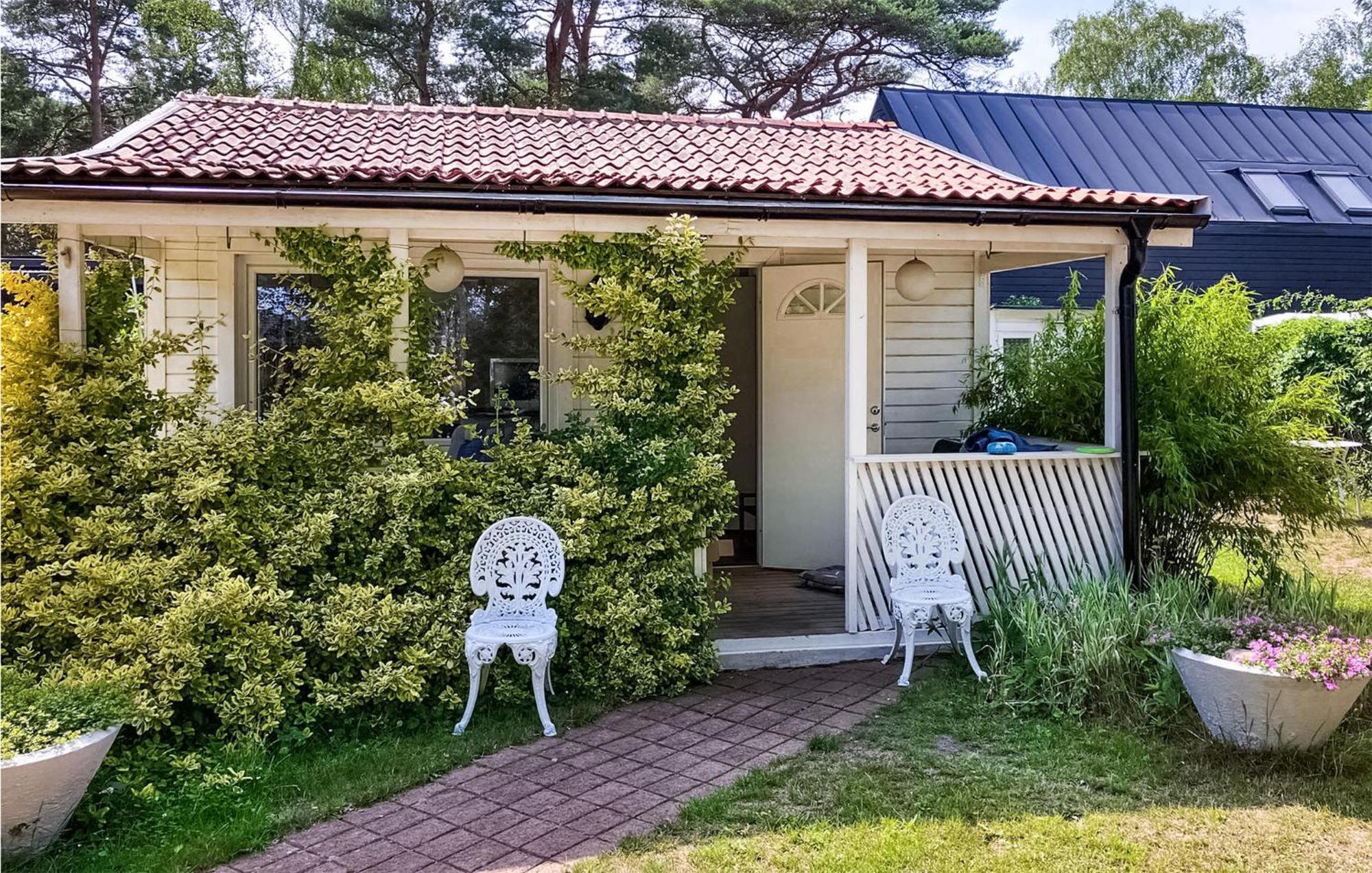 1 Bedroom Amazing Home In Hoellviken المظهر الخارجي الصورة